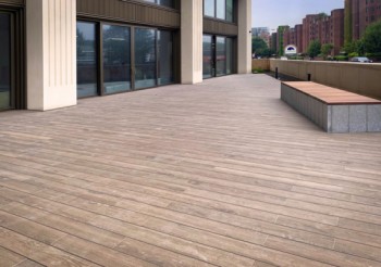 Harnessing the power of pedestals for hard landscaping